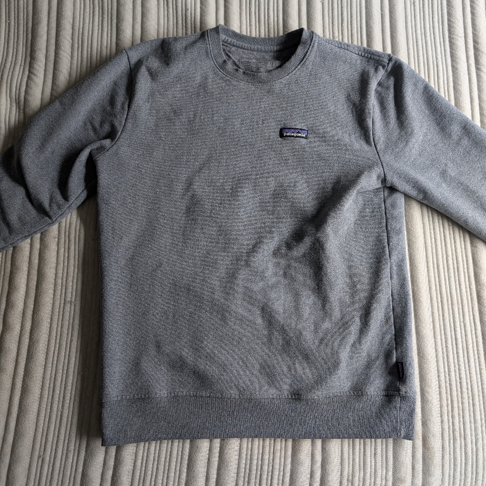 Patagonia Gray Crewneck Sweater